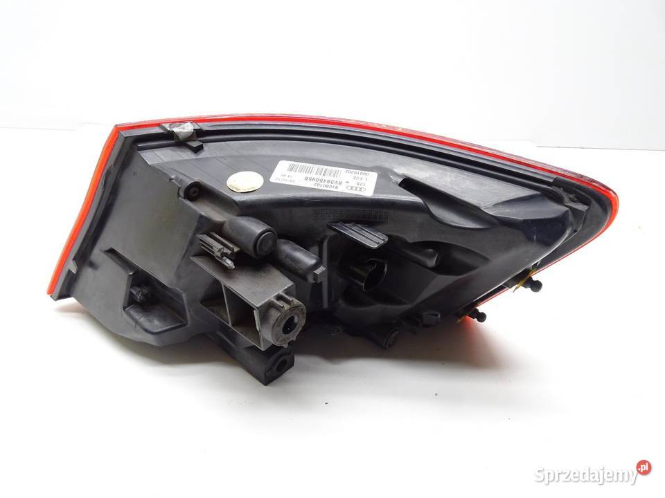 LAMPA LEWY TYŁ LEWA TYLNA 8V3945095B AUDI A3 8V małopolskie