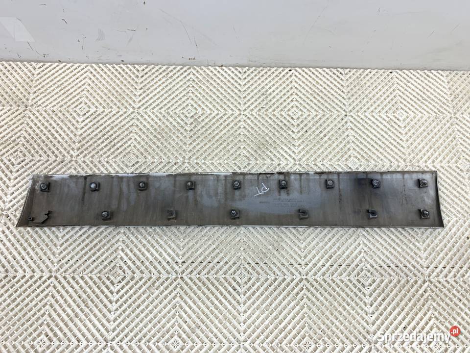 LISTWA DRZWI PRAWY TYŁ OPEL VIVARO B Bus 1419 osobowe