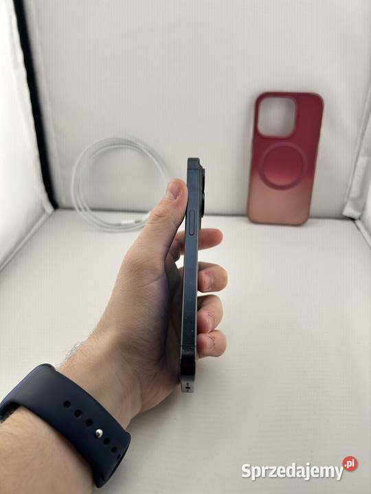 iPhone 15 pro 128 Gb Apple / iPhone Pilchowice