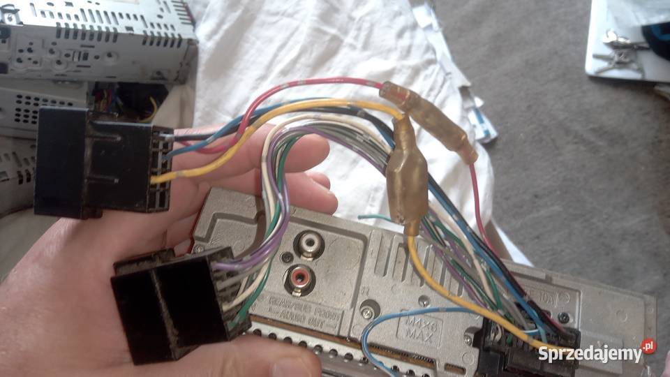 Sony cdx 40u radio CD kieszeń przewody Wrocław sprzedam