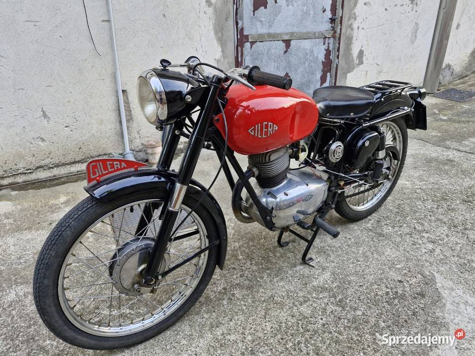 Gilera 150 turismo lusso czterosuw Rok produkcji 1957 podlaskie Łomża