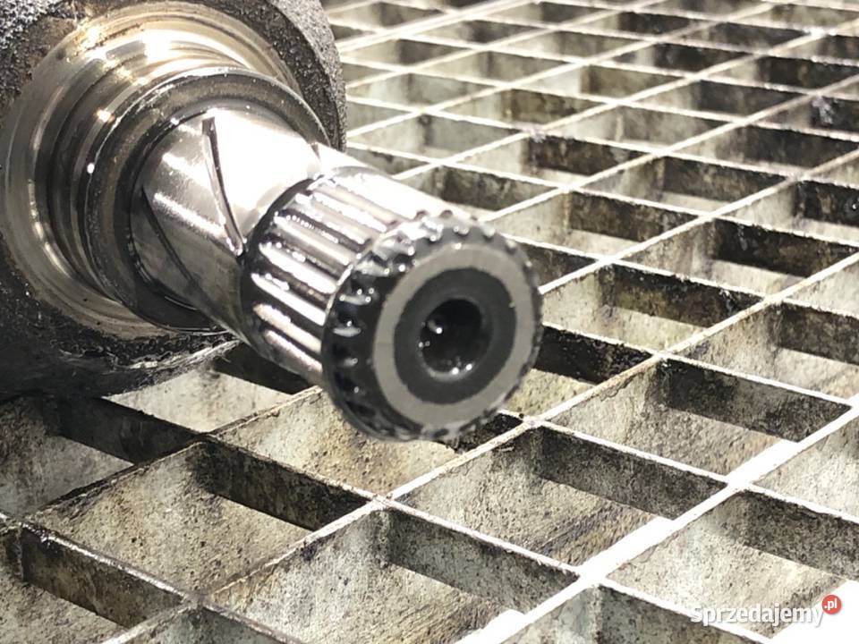 PÓŁOŚ PRAWY PRZÓD OPEL ASTRA H 16 105 0510