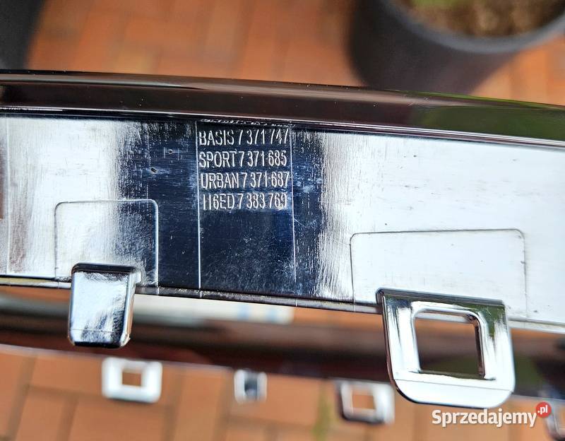 BMW F20 F21 7371685 ATRAPA NERKA GRILLA LEWA