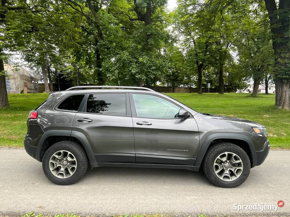 Jeep Cherokee V 32 V6 Pentastar Active Drive światła przeciwmgielne Kalwaria Zebrzydowska