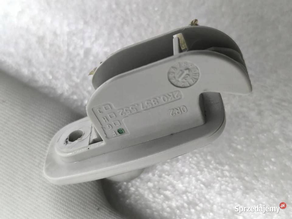 DASZEK OSŁONA PRAWA VW CADDY III LIFT 2K0857552