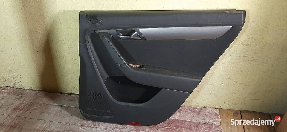 Boczek tapicerka drzwi prawy tył VW Passat B7 Włoszczowa sprzedam