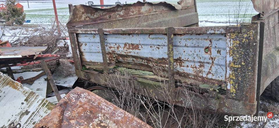 Przyczepa jednoosiowa wywrotka do remontu nieuszkodzony Mrocza