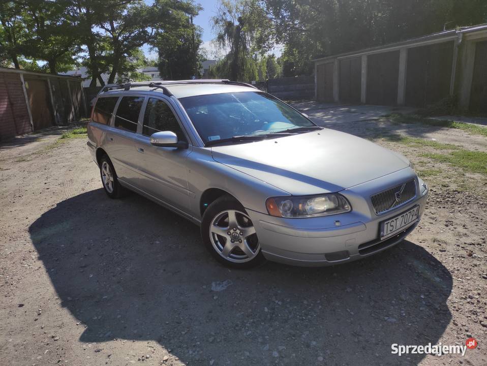 Volvo V70 24 D5 185 4x4 AWD HAK Ksenony Poznań