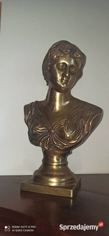 Piękne popiersie Diany Artemidy Mosiądz