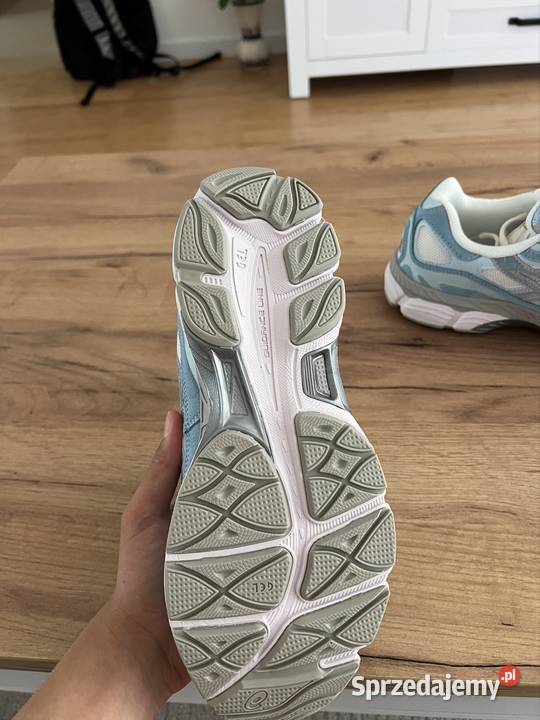 Buty Asics gel nyc niebieskie sprzedam