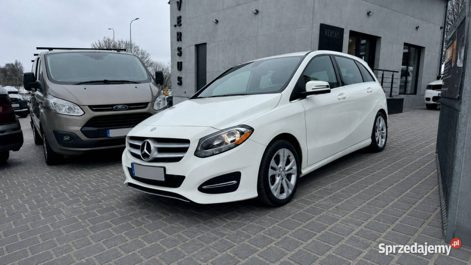 Mercedes B 250 4Matic Aut Skóra Kamera Elfotele światła do jazdy dziennej