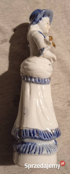 Porcelanowa figurka dziewczyna z bukietem i Koźminek