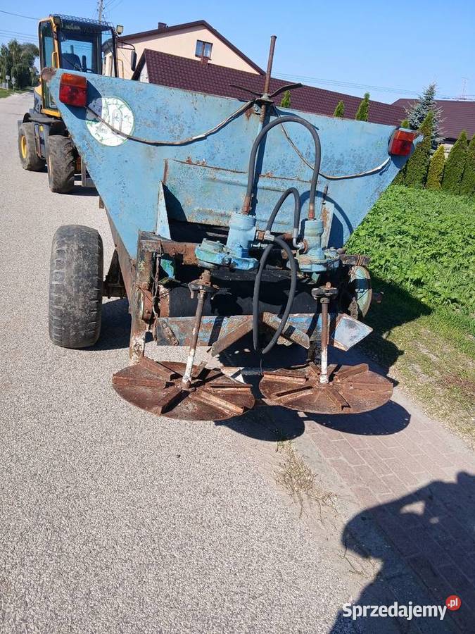 Rozsiewacz nawozu amazone ZAM 600 zam1501 piast Konin