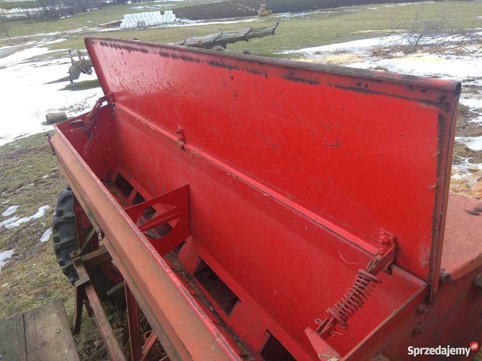 Siewnik zbożowy talerzowy rosyjski Sadzenie/siewniki Zboiska