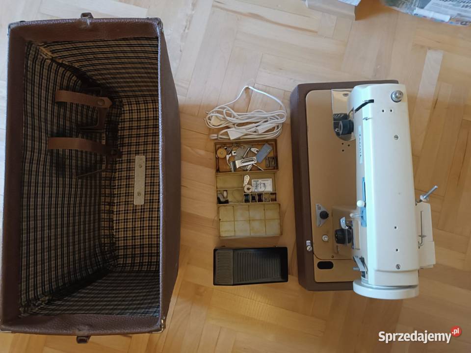 Maszyna do szycia Łucznik Wieliczka sprzedam