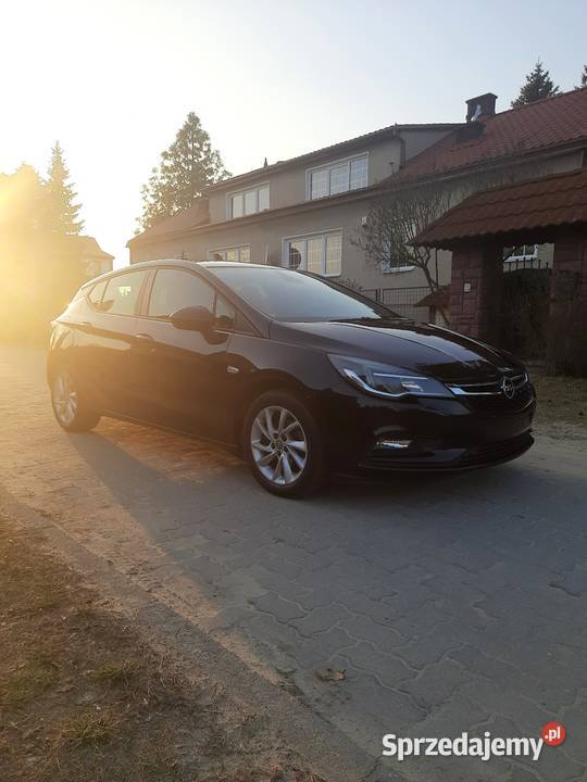 Sprzedam Opla Astrę K z 2018r 14 benzyna 125 Astra Puławy sprzedam