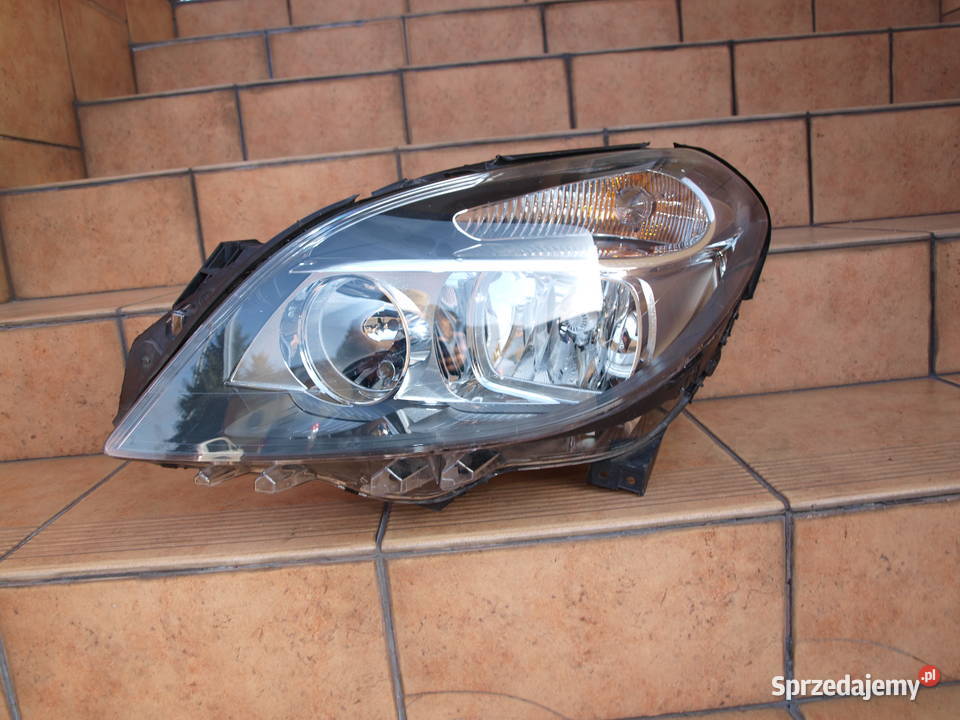 Mercedes B klasa lampa lewa przód 2011 2015r Kalisz