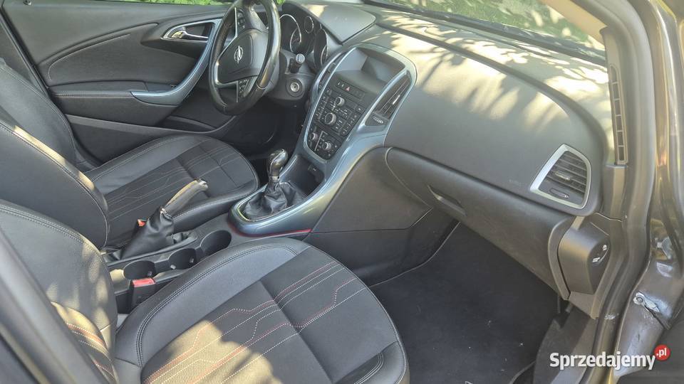 Opel Astra J Super Stan Edycja na 150 lat Opla małopolskie Gdów