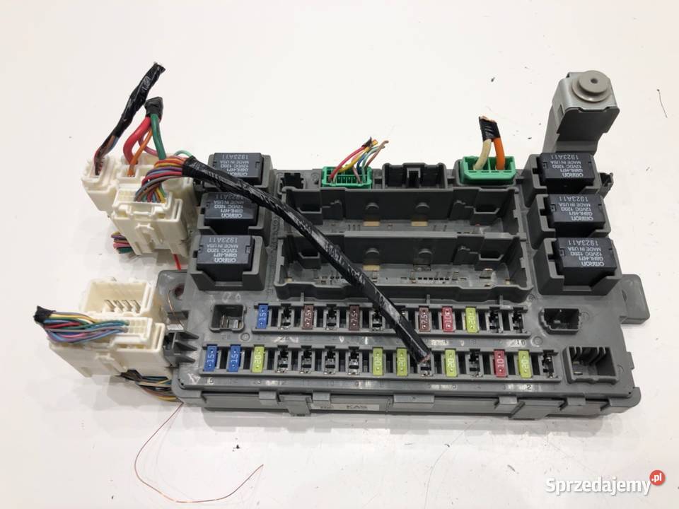 SKRZYNKA BEZPIECZNIKÓW HONDA ODYSSEY TK8A500 Van osobowe