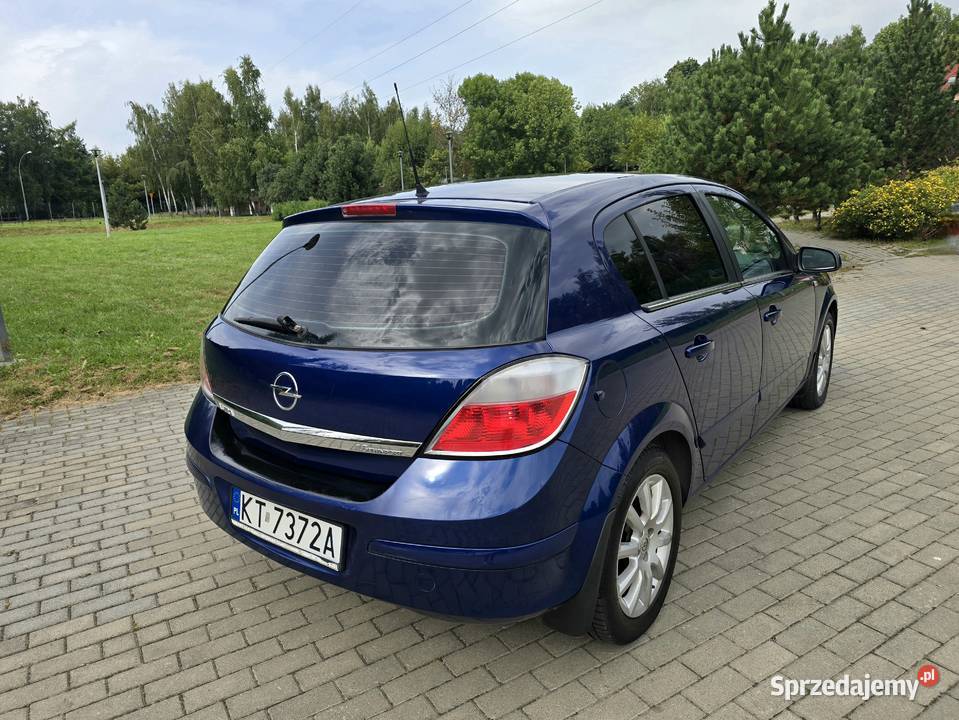 Opel Astra H 16 BENZYNA klima HAK nowy rozrząd Rzeszów