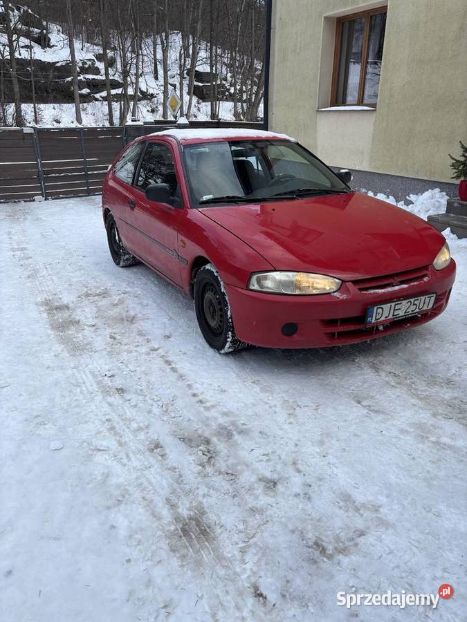 mitsubishi Colt v Rok produkcji 2000 Piechowice sprzedam