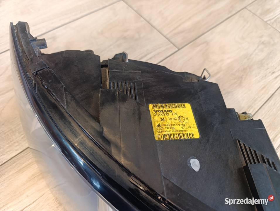 Lampa przednia prawa Volvo V50 stan Dąbrowa Górnicza sprzedam