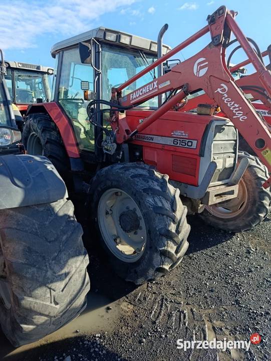 Massey Ferguson 6150 z turem Siedlce