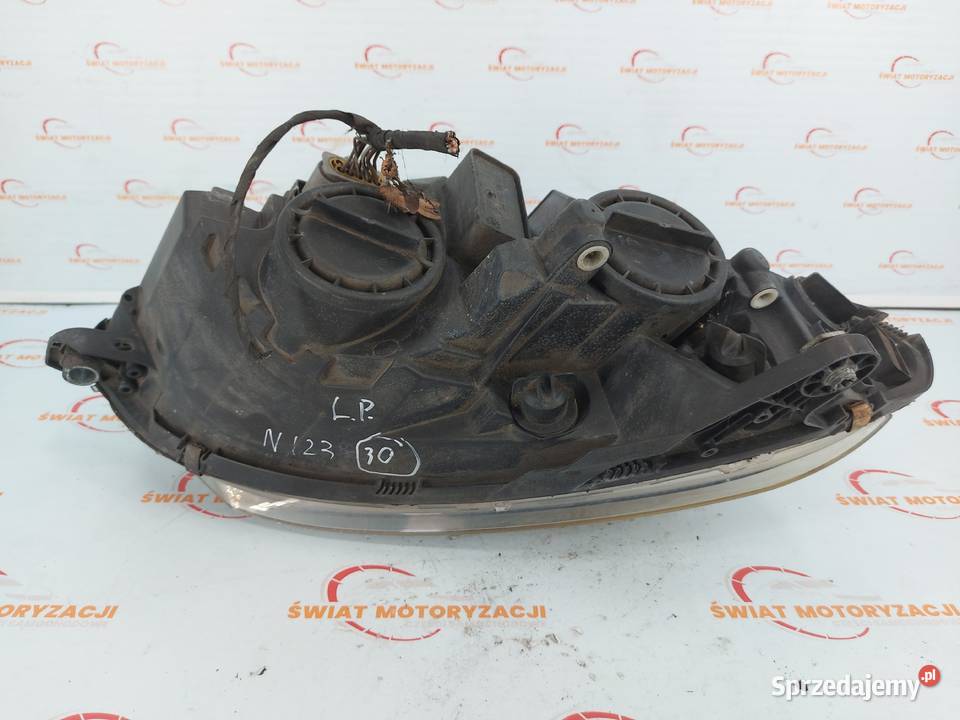 MERCEDES CLC CL203 10r lampa lewa przód ANGLIK Kielce