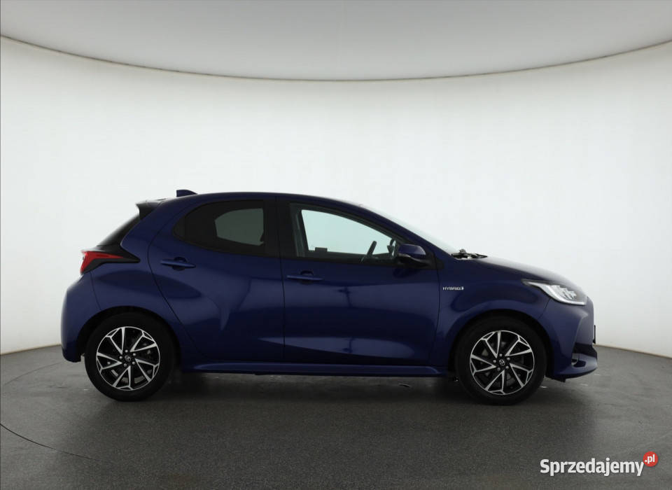 Toyota Yaris 15 VVTi Hybrid 88191km Piaseczno