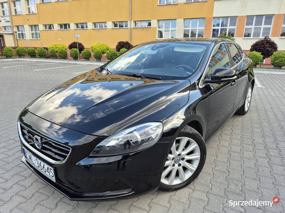 Volvo V40 20 D2 Zadbany serwisowany oryginalny wielofunkcyjna kierownica Włocławek