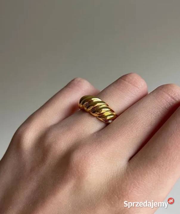 Nowy pierścionek stal chirurgiczna kolor złoty Gdańsk