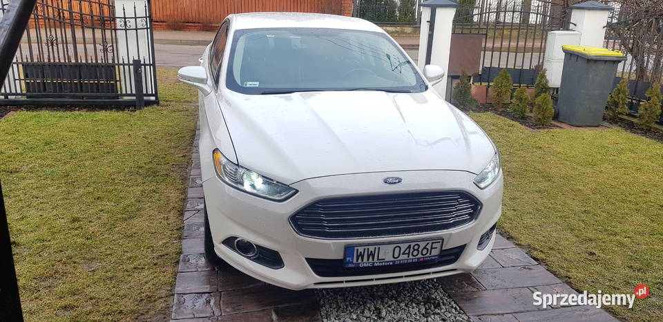 Ford Mondeo niski przebieg biała perła kamera 150km Tłuszcz