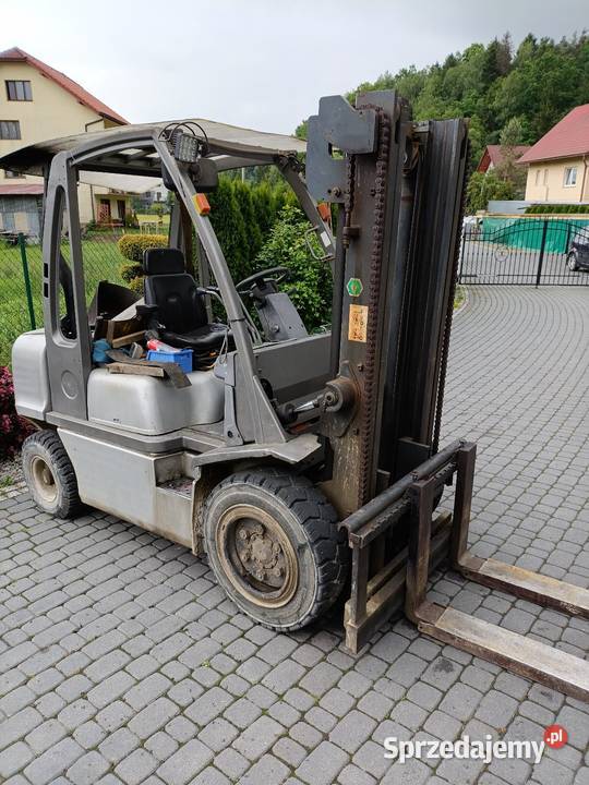 Wózek widłowy Nissan 3 t diesel Toyota Maków Podhalański