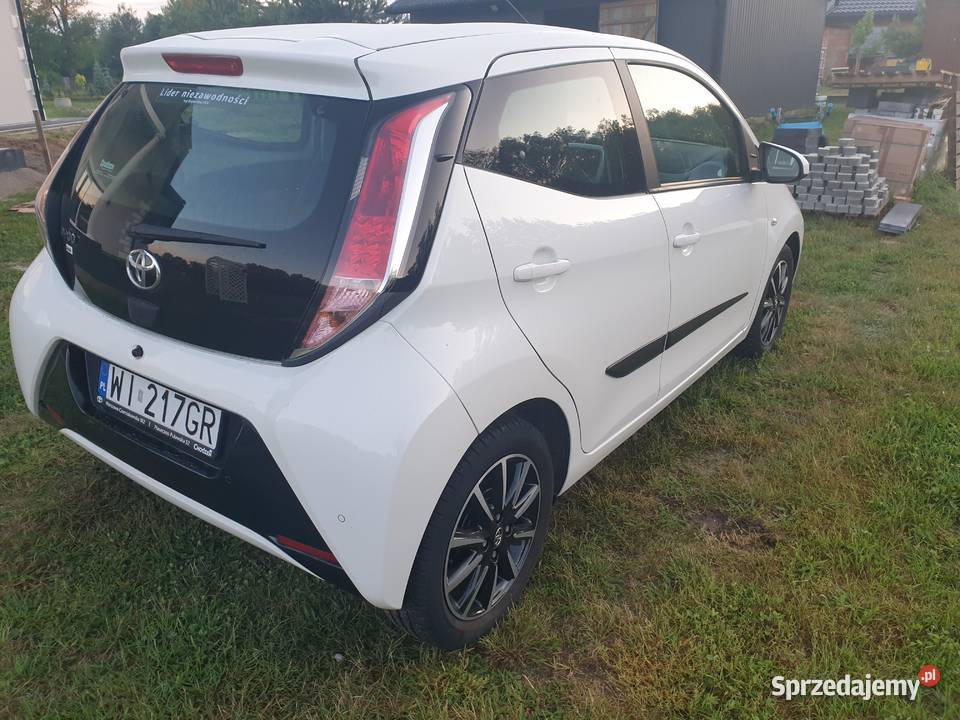 Aygo Xplay City nieuszkodzony