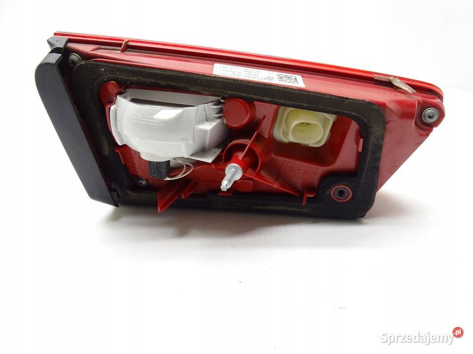 LAMPA PRAWA PRAWY TYŁ TYLNA W KLAPE LED AUDI A6