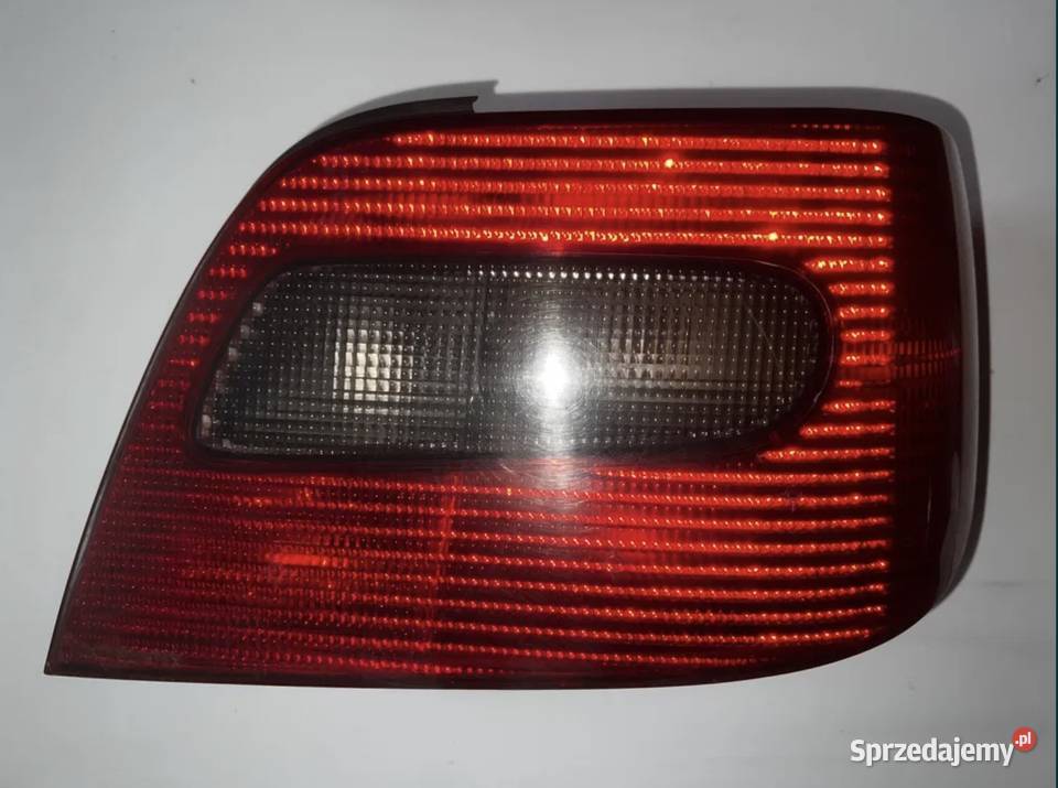 lampa tył prawa Citroen Xsara osobowe Ostrów Wielkopolski