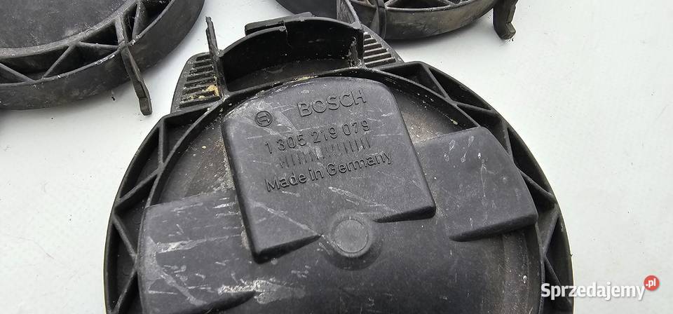 Zaślepka lampy przód bosch 1305219079 mercedes osobowe Zbąszyń