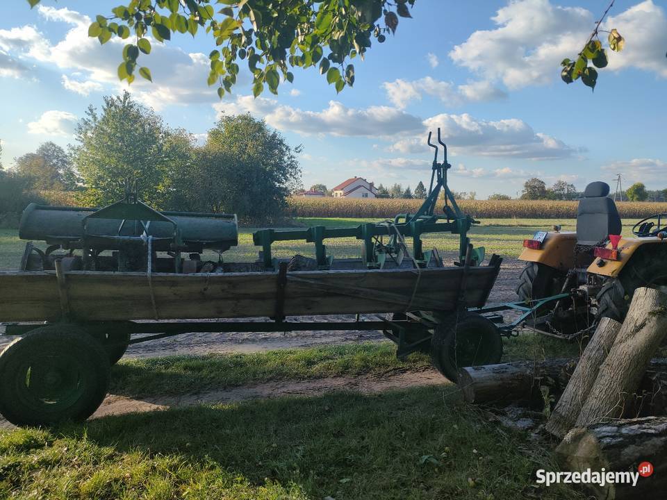 Wóz Traktorowy pług 5 skibowy Brzóstowa sprzedam