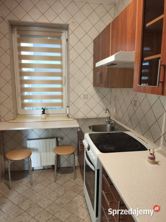 Przytulna kawalerka z osobną kuchnią 32 m Liczba pokoi 1 Kraków