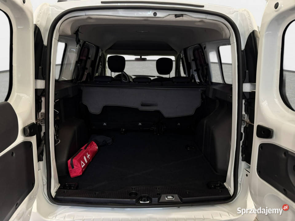 Dacia Dokker VAT 23 Laureate 15dCi 95 M6 Myślenice