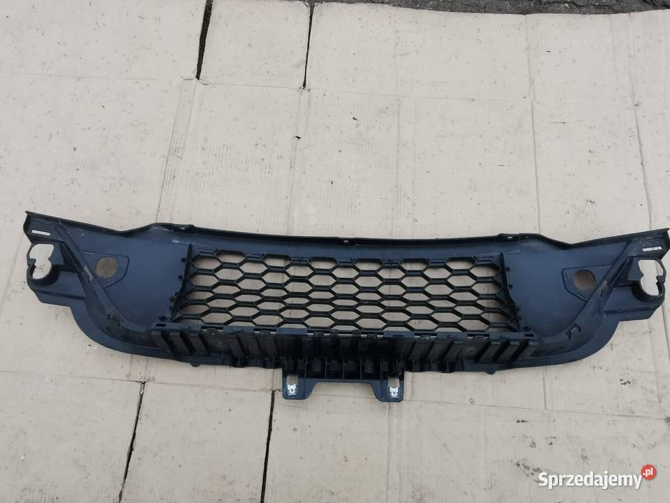 Środkowa kratka zderzaka przód iveco Daily 14 Sieraków