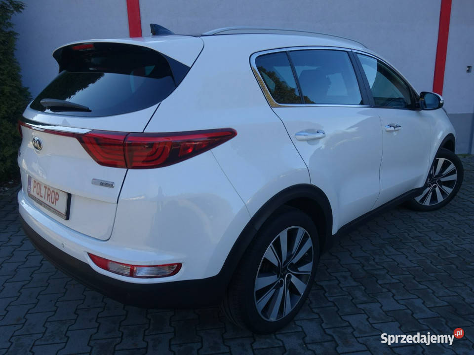 Kia Sportage 17D Xenon Panorama Skóra Navi szyberdach śląskie Częstochowa sprzedam