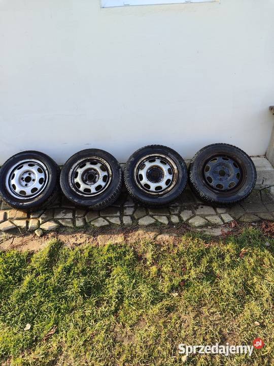 Felgi stalowe z oponami zimowy 13 4x100 Paprotnia