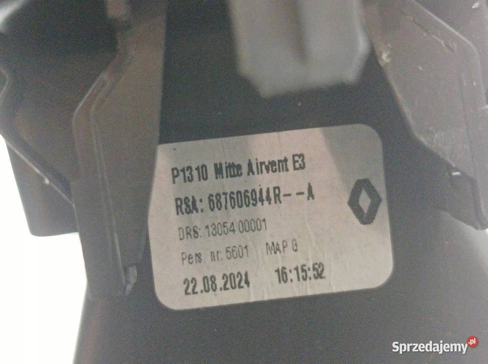 KRATKI NAWIEWU ŚRODKOWA DESKI 687606944R Dacia