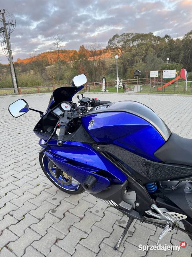 Yamaha yzf r125 125cm3