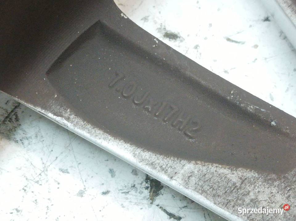 FELGA ALUMINIOWA R17 5X112 ET54 OC57MM 70JX17H2