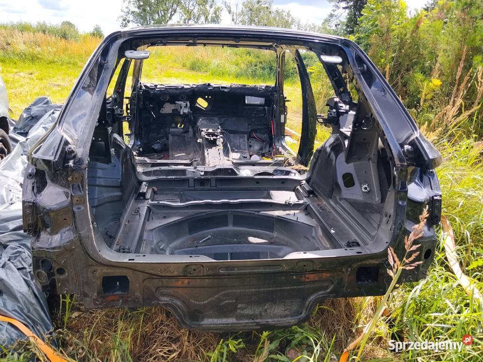 Wanna pas tylny Audi a4 b9 przed lift kolor ly9b Zbąszyń