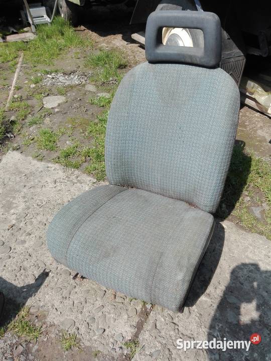 Fotele przednie fiat 126 Krosno sprzedam