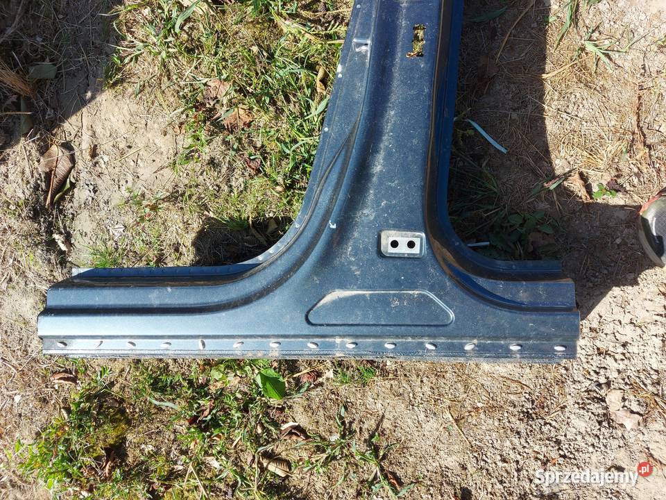 CUPRA FORMENTOR 5FF Słupek próg lewy LS7H