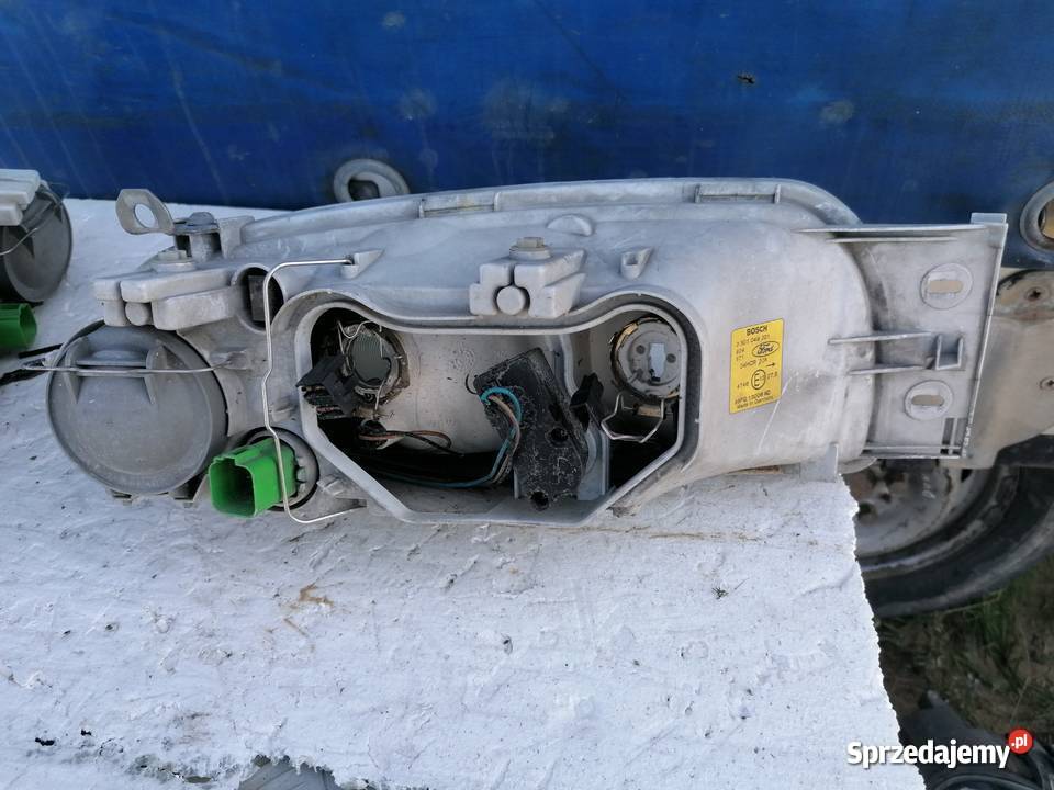 Lampy Przód Ford Courier lubelskie Wisznice